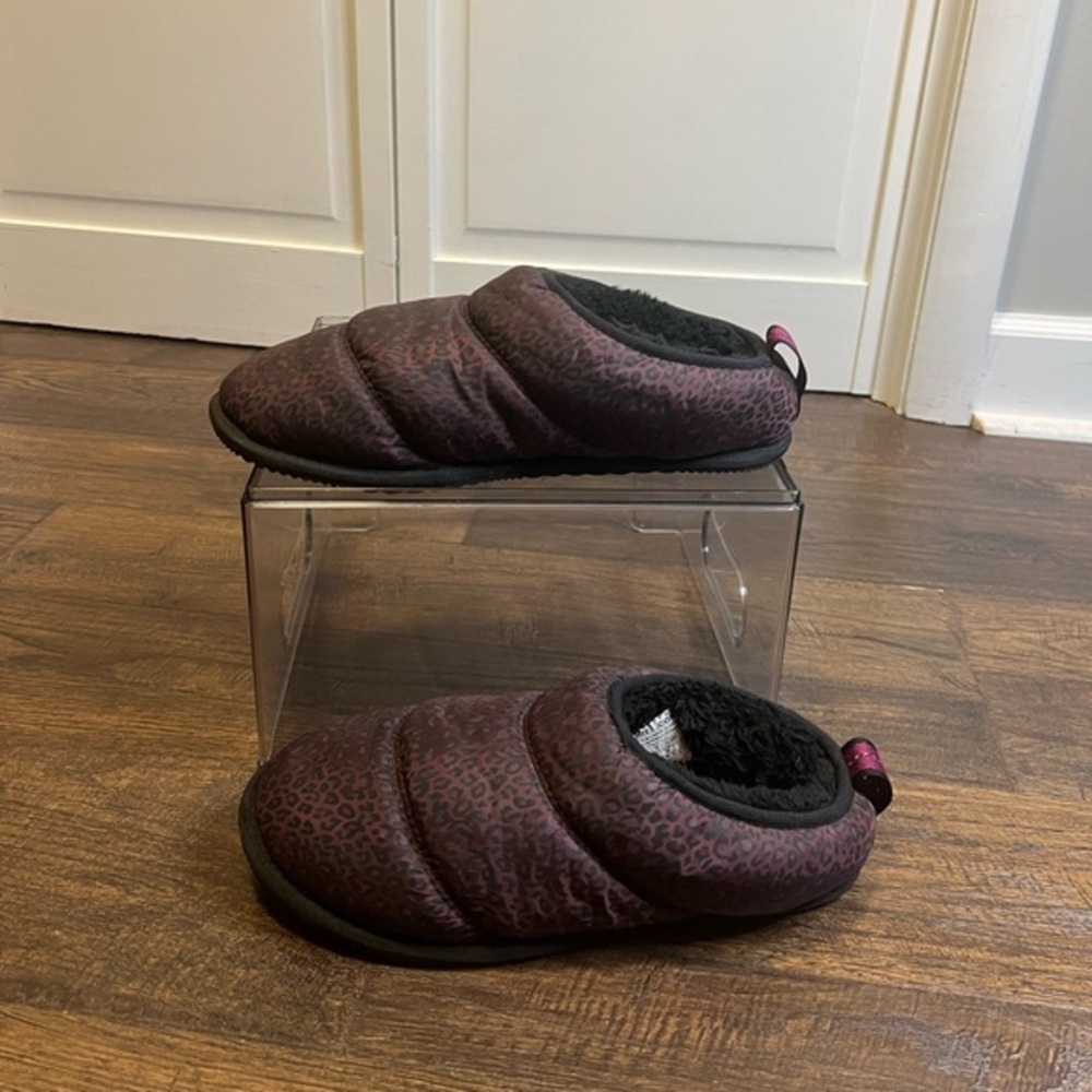 Sorrel Go Bodega Run Slippers Size Women’s 8 Color Epic Plum/Black Leopard
